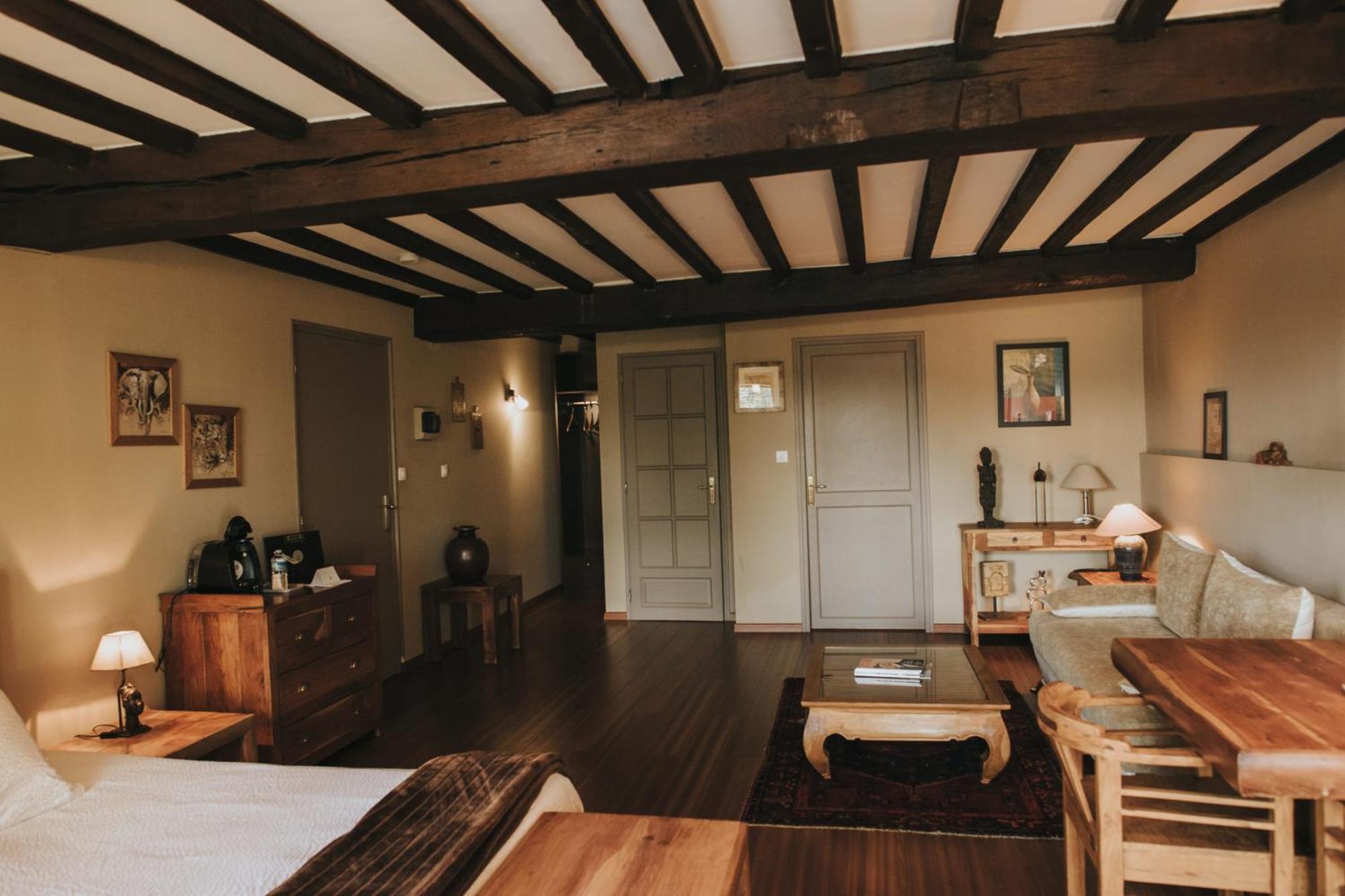 Logis Hotel-Restaurant - Le Moulin D'Artres Exteriör bild