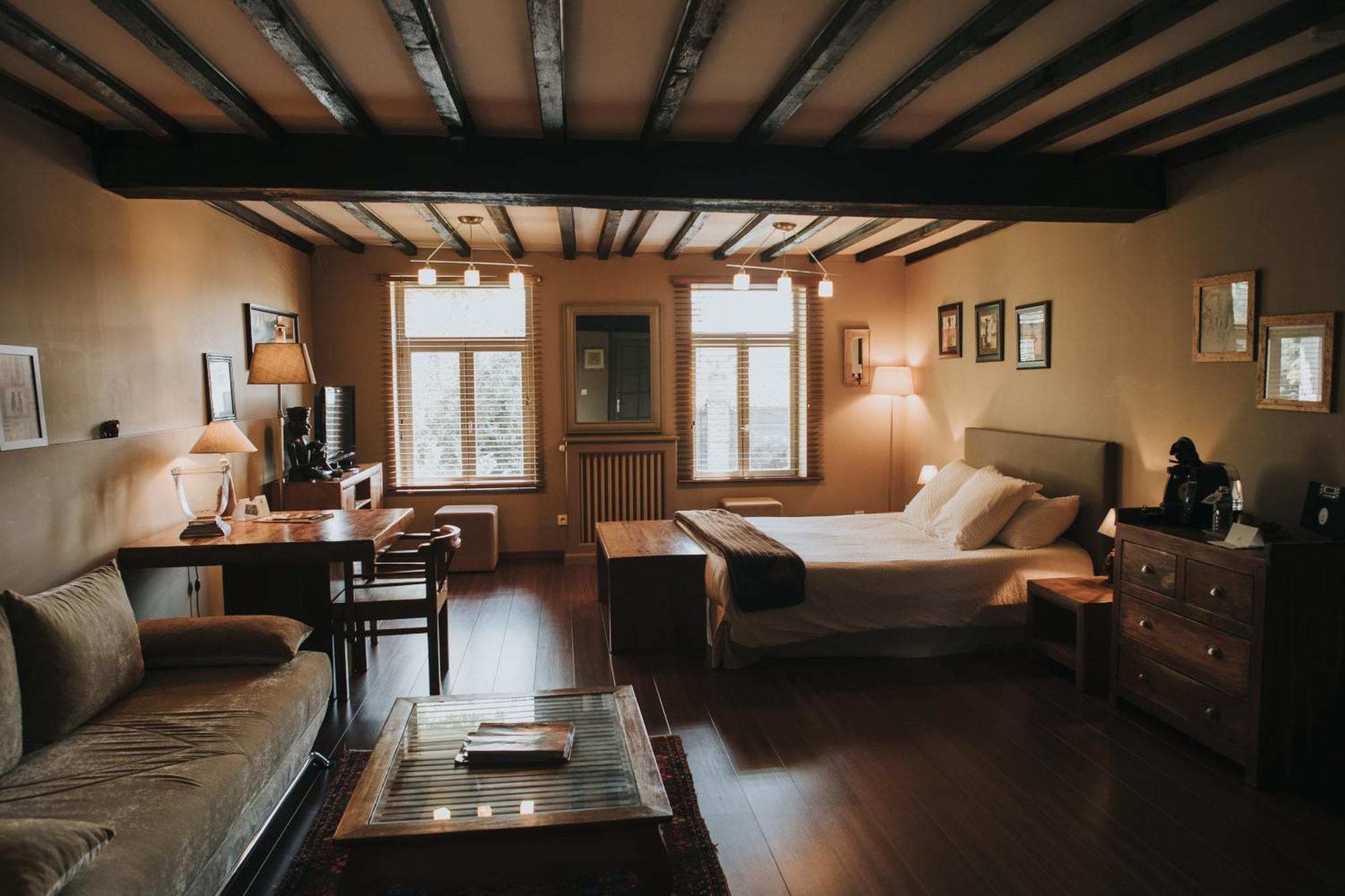 Logis Hotel-Restaurant - Le Moulin D'Artres Exteriör bild